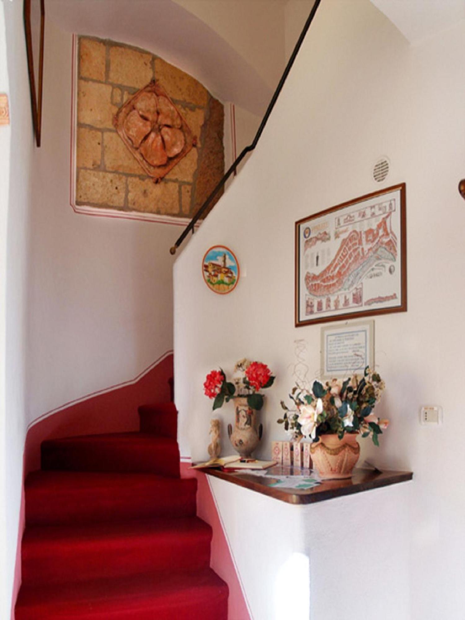 B&B Locanda Il Tufo Rosa 皮蒂利亚诺 外观 照片